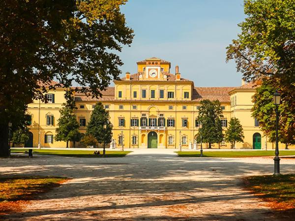 Appartamento Violet - Parma Buitenkant foto